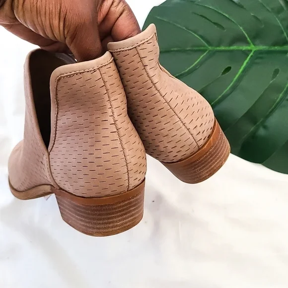 Lucky brand slip on booties - Picture 6 of 9